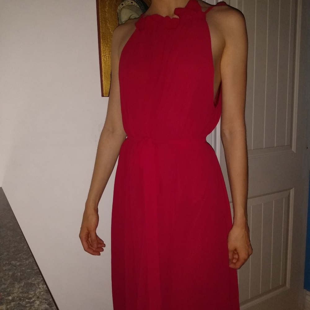Midi flowy red dress